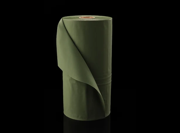 темно-зеленая